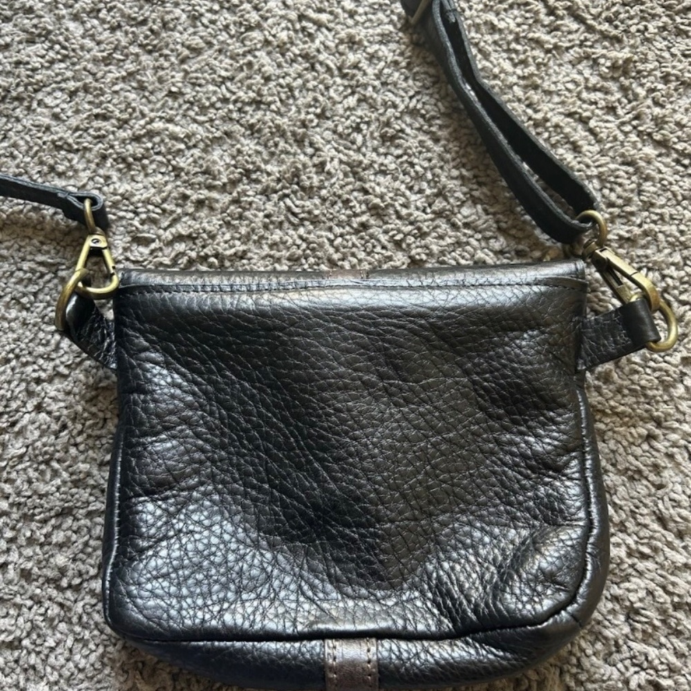 Sundance small purse brown and black leather clasp made in Italy Designer - Picture 5 of 6
